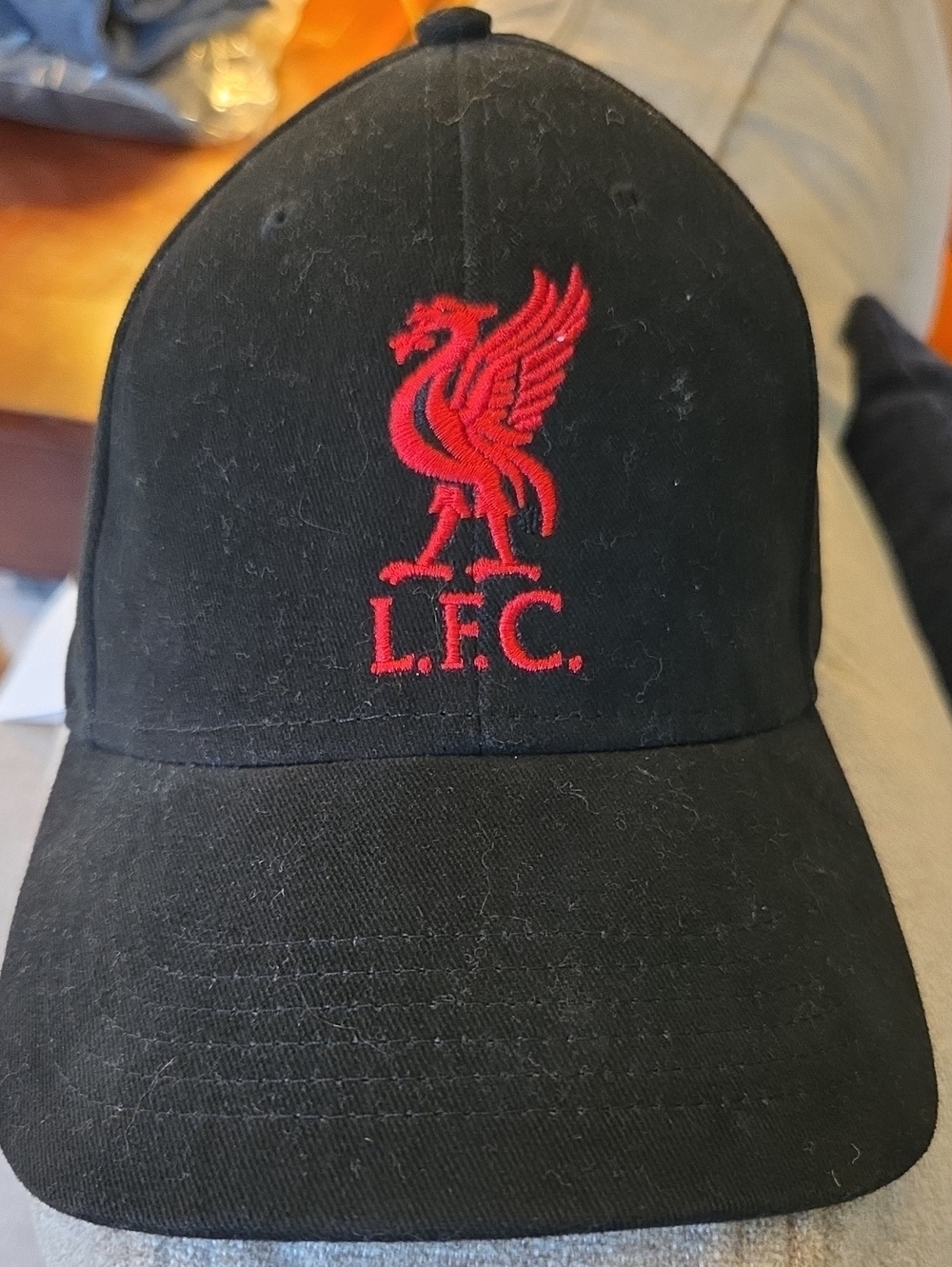 NWOT Official Liverpool FC Black Baseball Cap Hat Red Embroidered Crest